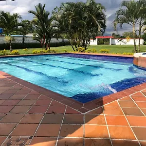 Turística Natasha - Casa Campestre Y Villavicencio